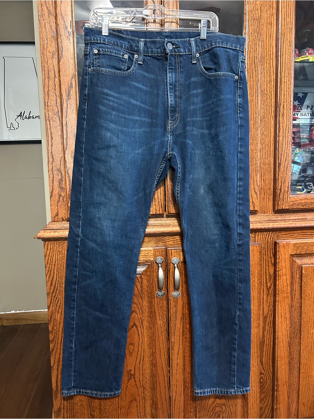 Levi's 522 Men's Dark Blue Jeans EUC, 36x32